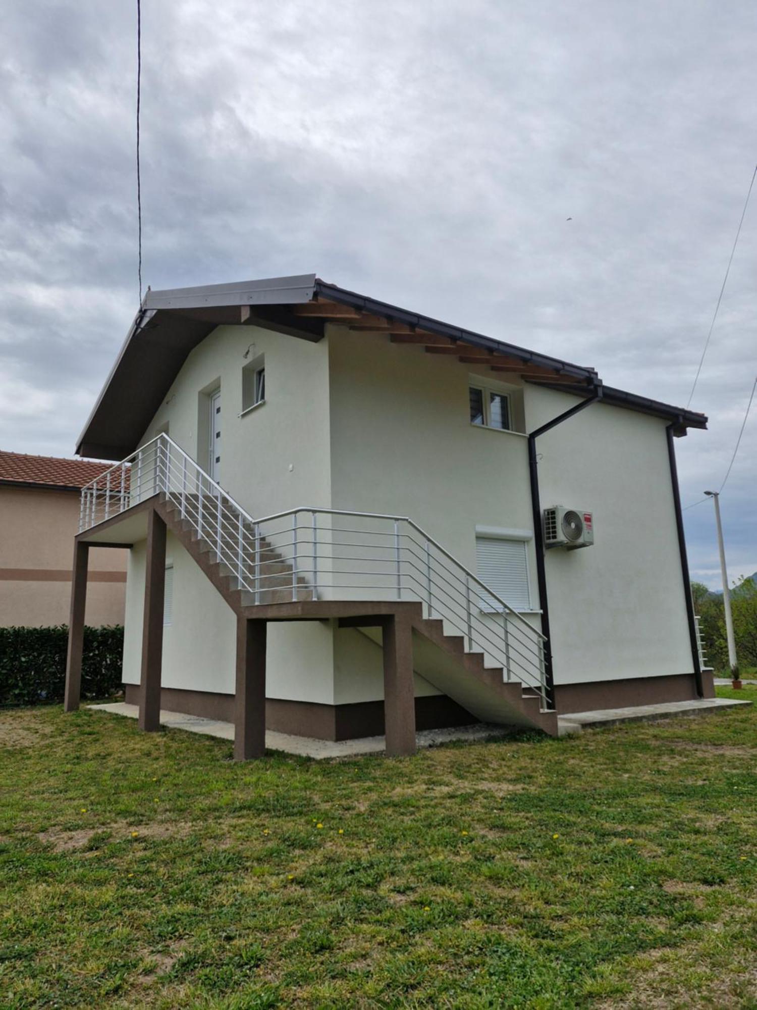 Knezevic Apartman 波德戈里察 外观 照片